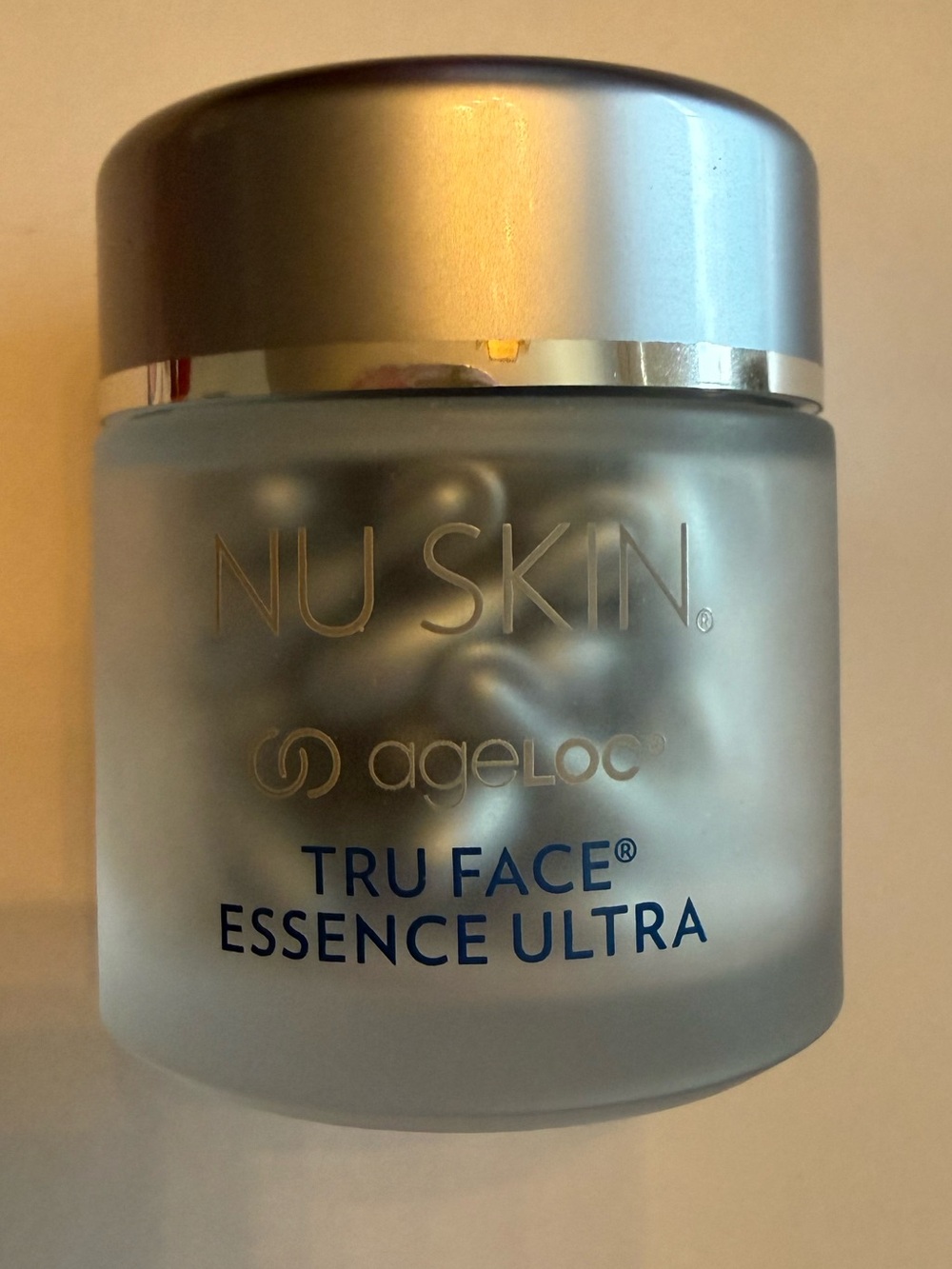 NWT NU SKIN ageLOC Tru Face Essence Ultra